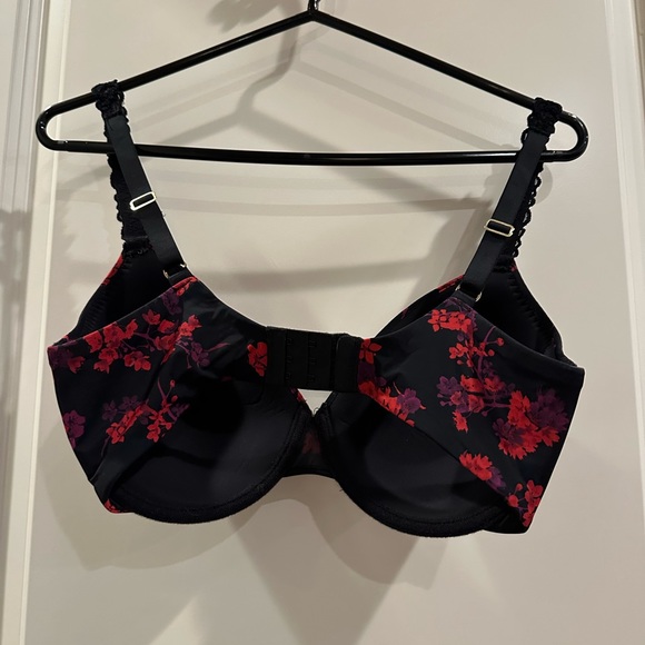 Natori Bra - 34DDD - Picture 2 of 3